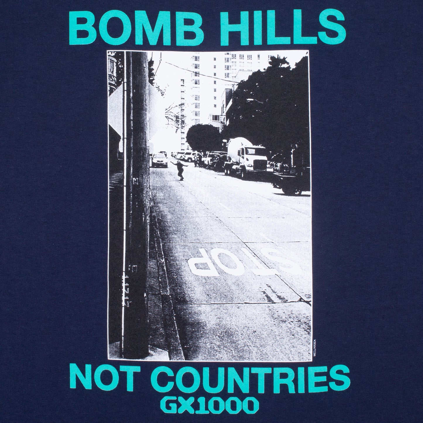 GX1000 - BOMB HILLS TEE - NAVY