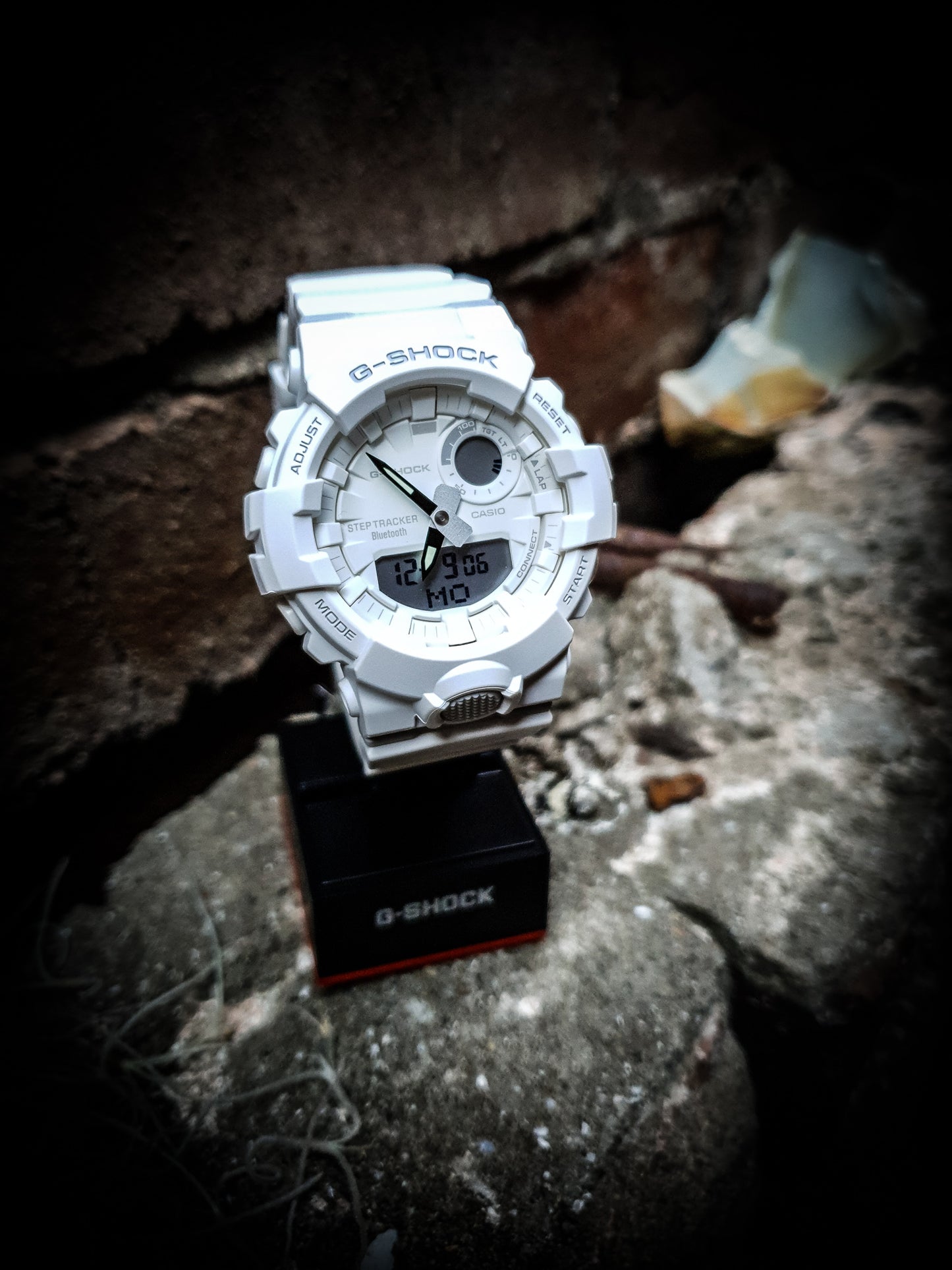 G-SHOCK - I G FITNESS WATCH - GBA800-7A -WHITE