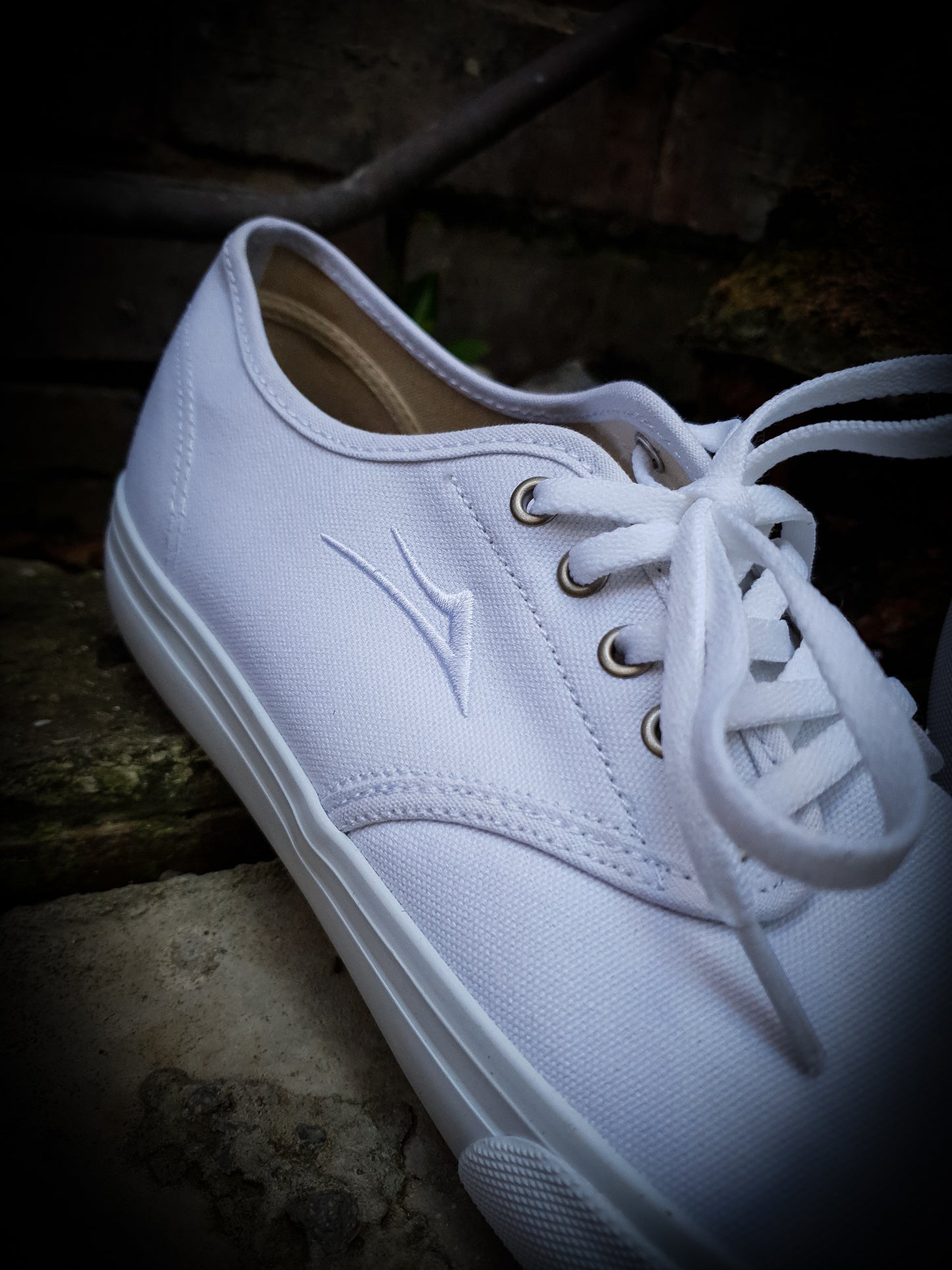 LAKAI - OXFORD SHOES - WHITE CANVAS