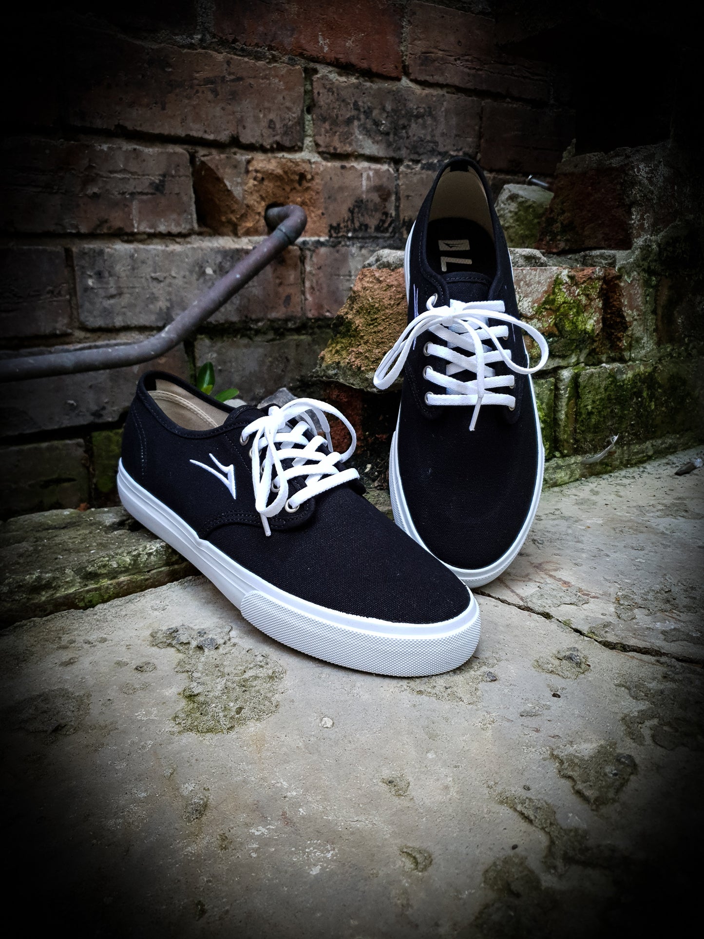 LAKAI - OXFORD SHOES - BLACK CANVAS