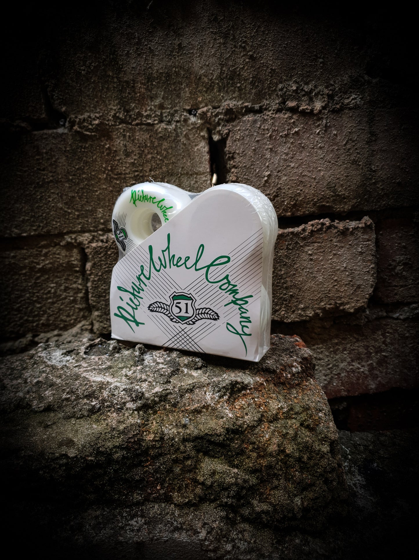 PICTURE WHEEL CO - PSU SHIELDS 83B - WHEELS